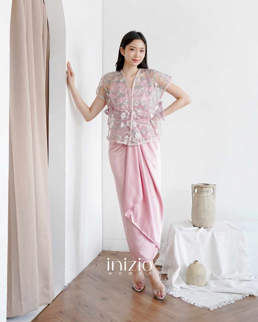 Fasya set in Pink