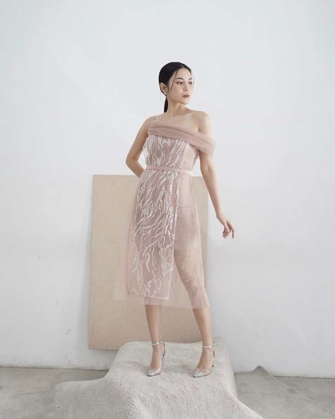 Reverly dress in Pink
