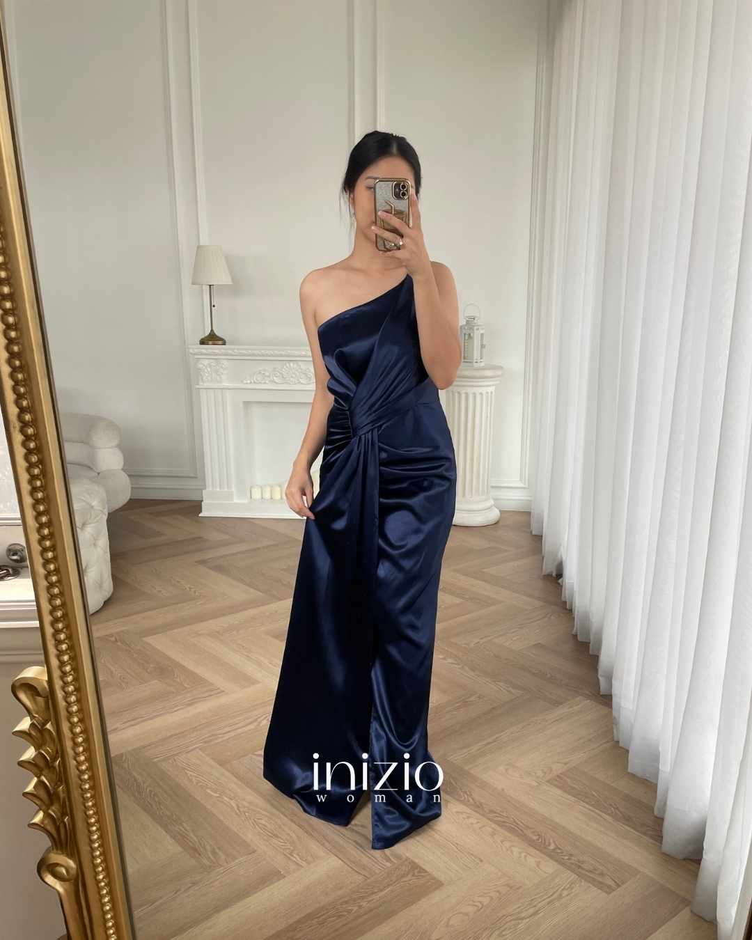 Niki dress in Navy