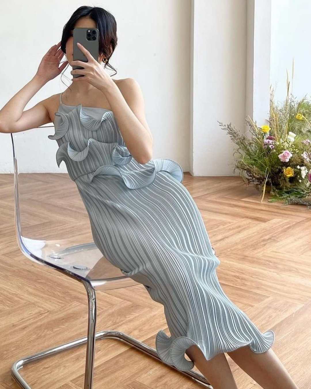 Haven Pleated dress in Blue