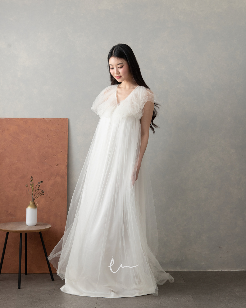 Alexia White dress