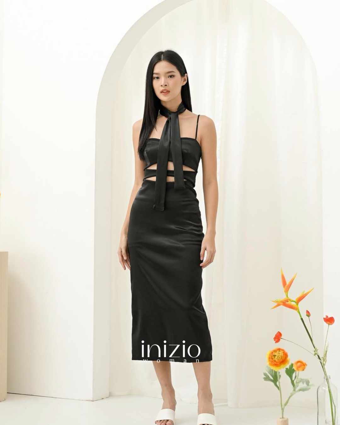 Bora dress in Black