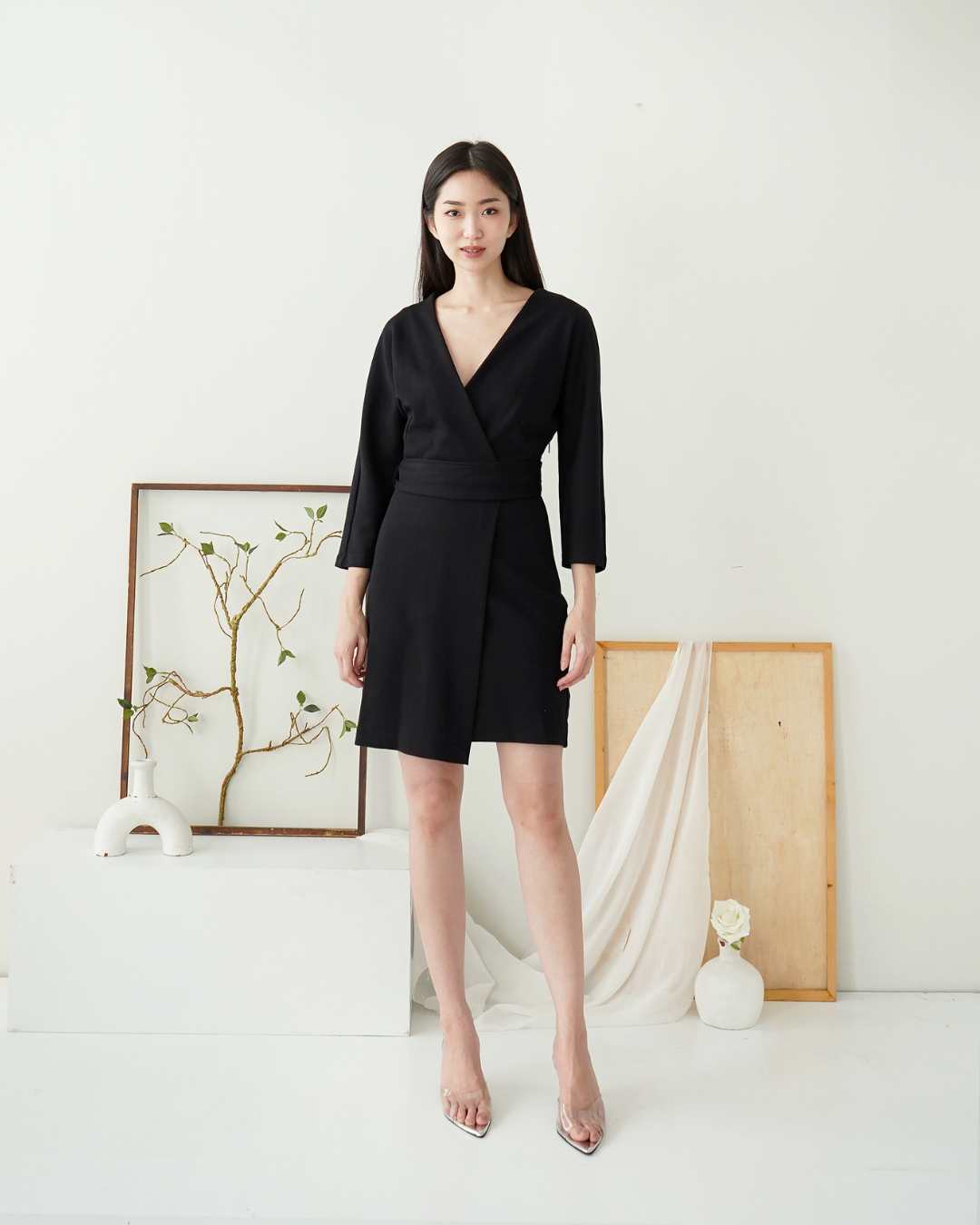 Bonita Mini dress in Black